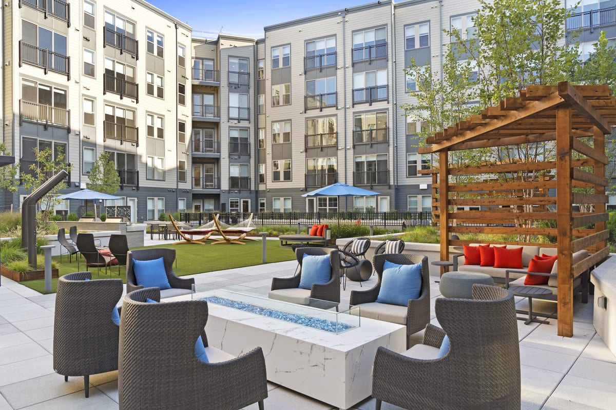 Photos and Video of Westmont Apartments in Arlington, VA